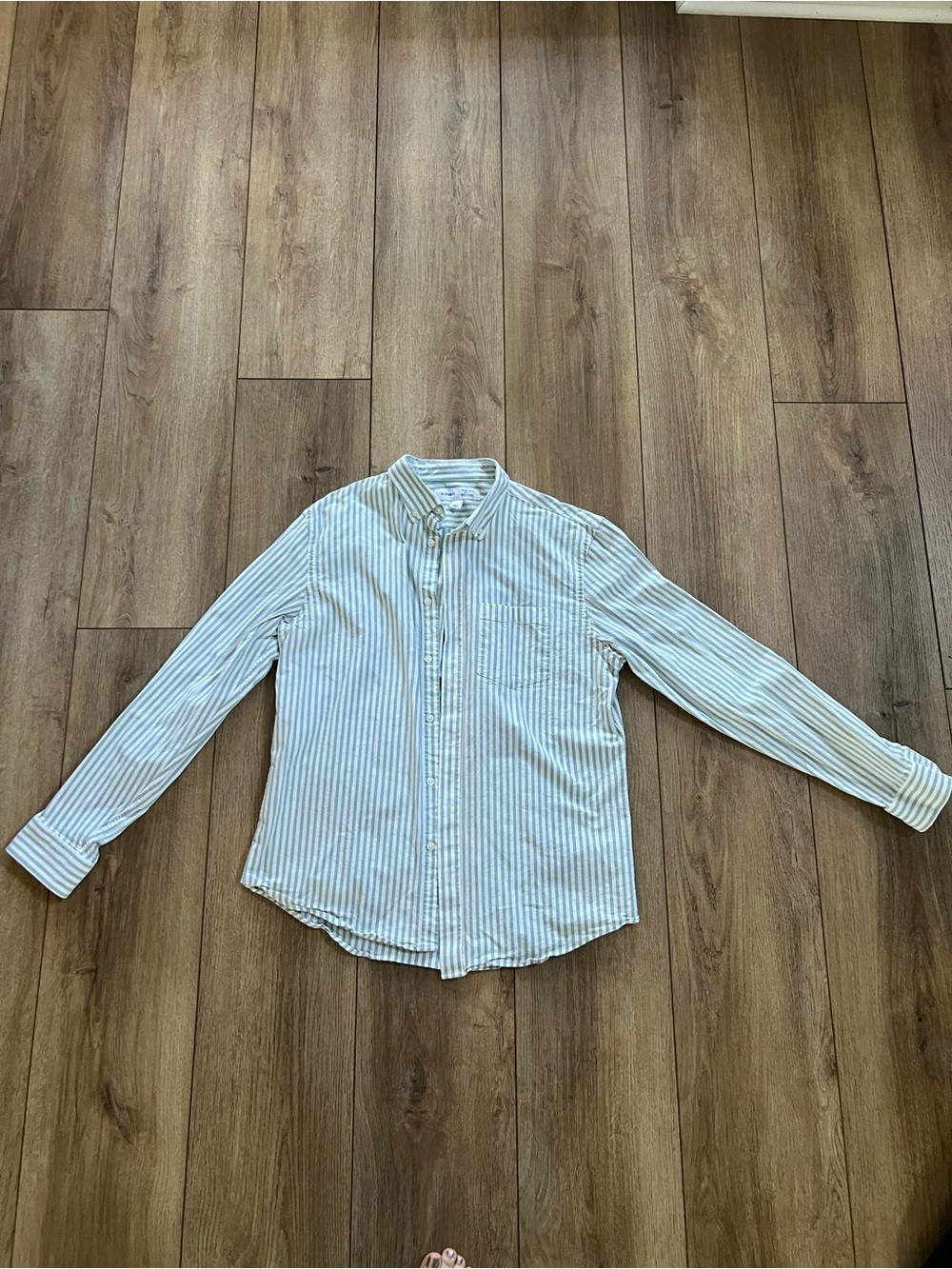 Old Navy Men’s Green Striped Slim-Fit Button-Down Shirt Size Large